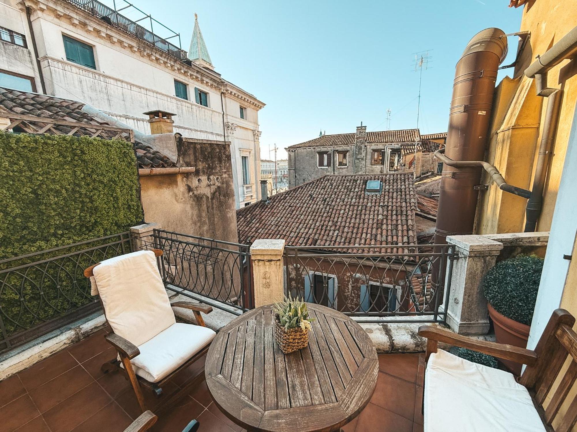 Attic Terrace San Mark Square View เวนิส ภายนอก รูปภาพ