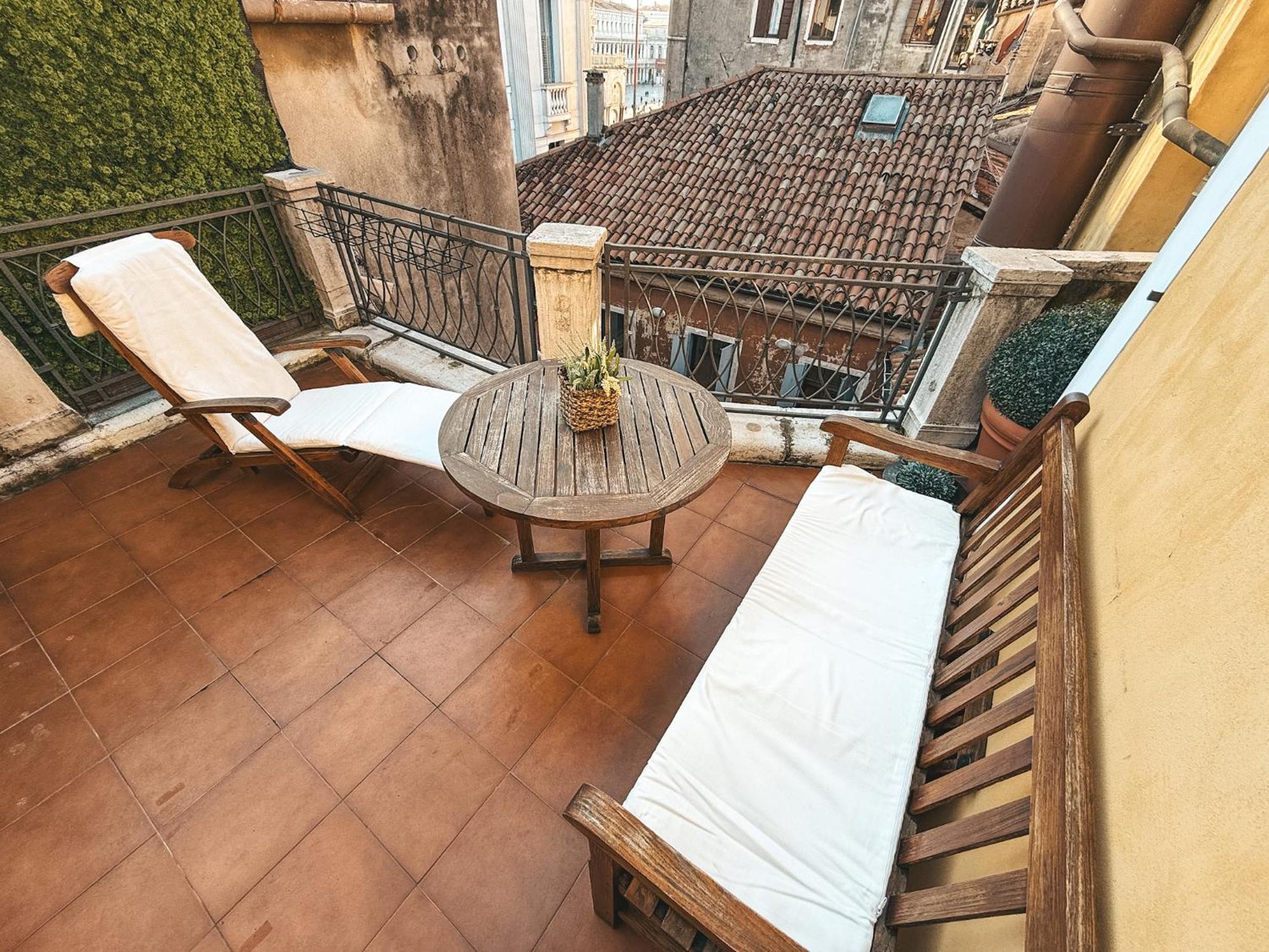 Attic Terrace San Mark Square View เวนิส ภายนอก รูปภาพ